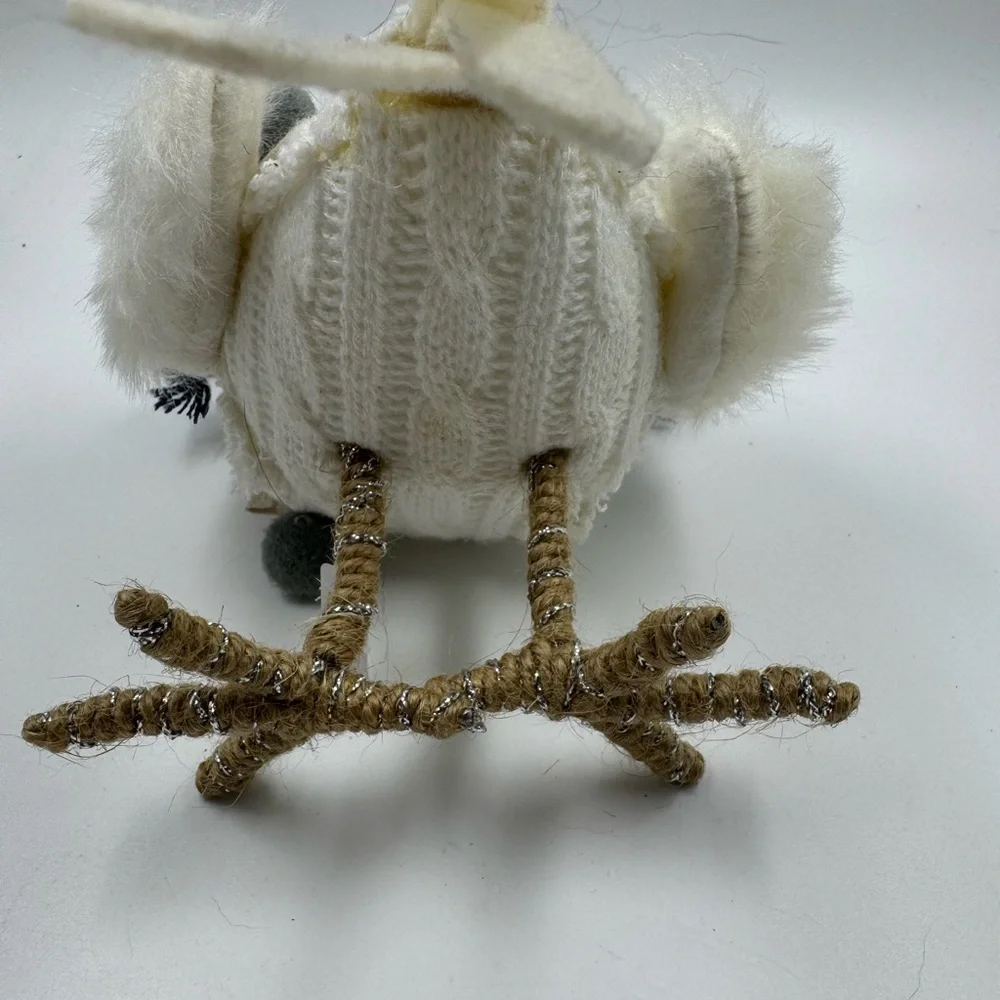 2019 Target Wonder Shop Bird Clove Featherly Friends White Winter Bird • w/ Tag